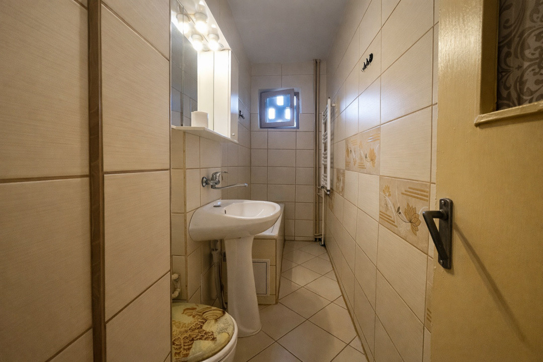 Apartament 2 camere, etaj 3, semidecomandat Vlaicu-Arad 6, foxfort.ro