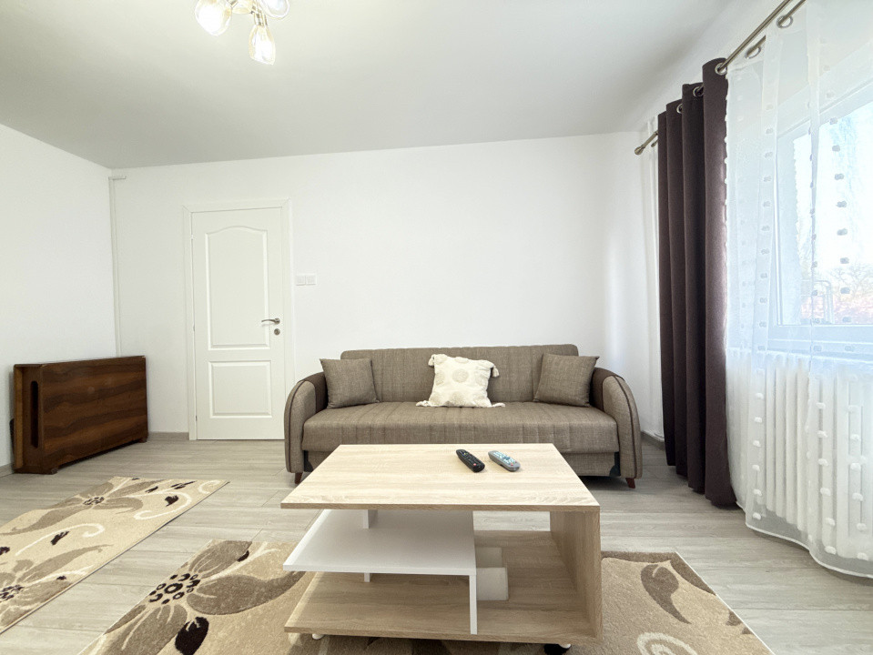 Apartament 3 camere de inchiriat in zona Complex Studentesc 3, foxfort.ro