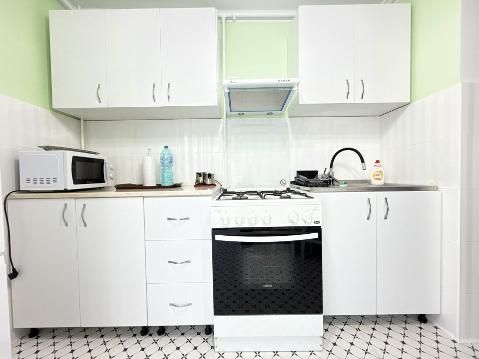 Apartament 3 camere de inchiriat in zona Complex Studentesc 6, foxfort.ro