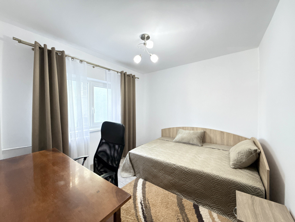 Apartament 3 camere de inchiriat in zona Complex Studentesc 11, foxfort.ro