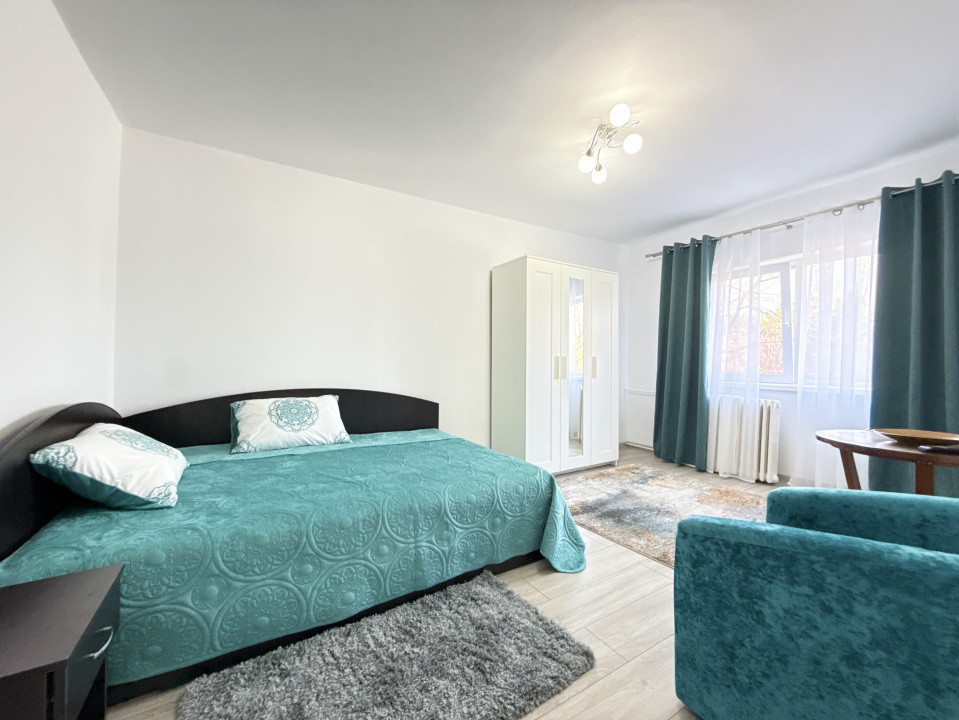 Apartament 3 camere de inchiriat in zona Complex Studentesc 22, foxfort.ro