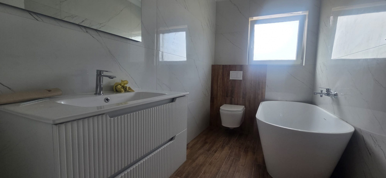 Proiect modern 4 camere, finisat la cheie, predare imediata - Mosnita Noua 17, foxfort.ro