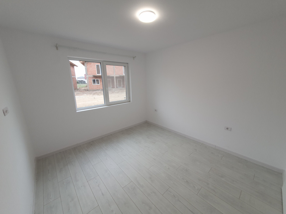 COMISION 0% Apartament cu 2 camere decomandat de inchiriat - Giroc 5, foxfort.ro