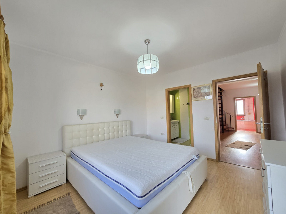 Duplex cu 5 camere de vanzare in localitatea Mosnita Noua 11, foxfort.ro