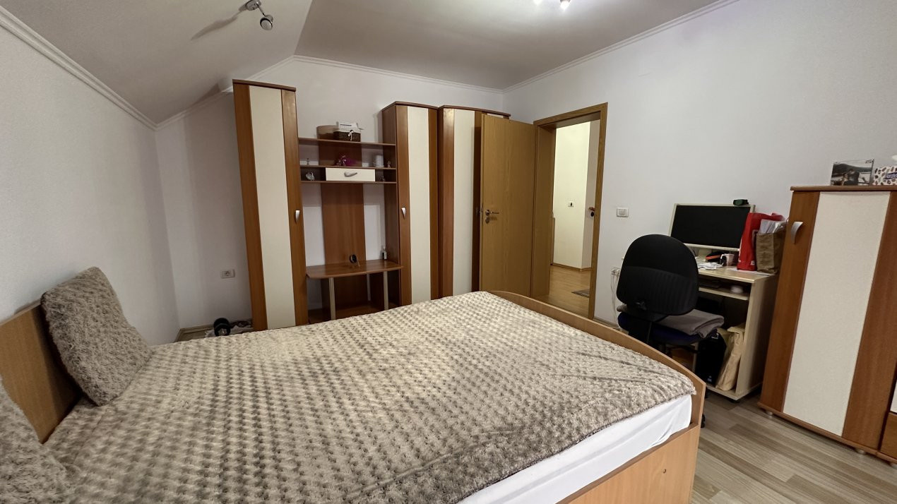 Duplex cu 5 camere de vanzare in localitatea Mosnita Noua 13, foxfort.ro