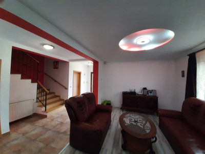 Duplex cu 5 camere de vanzare in localitatea Mosnita Noua imagine mica 5, foxfort.ro