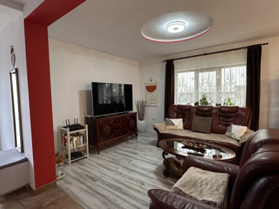 Duplex cu 5 camere de vanzare in localitatea Mosnita Noua imagine mica 2, foxfort.ro
