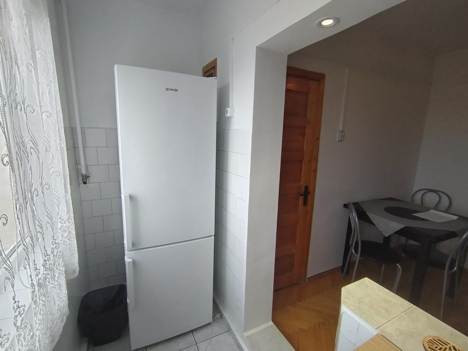 Apartament cu 2 camere de inchiriat in Timisoara, zona Girocului 12, foxfort.ro