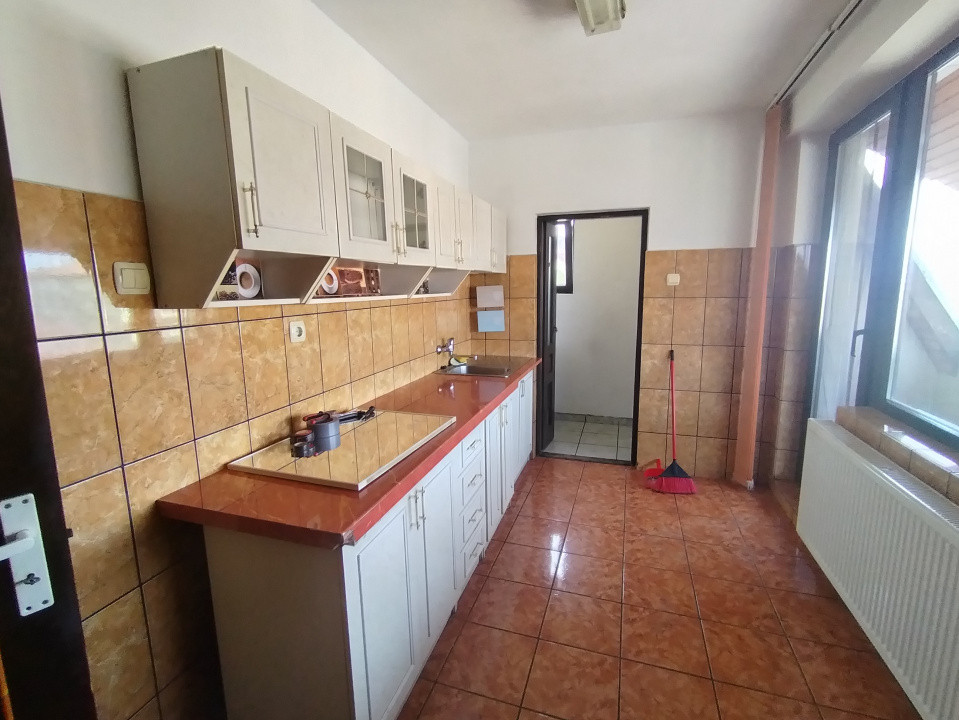 Apartament cu o camera de inchiriat in zona Girocului 1, foxfort.ro