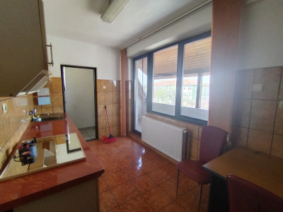 Apartament cu o camera de inchiriat in zona Girocului imagine mica 6, foxfort.ro