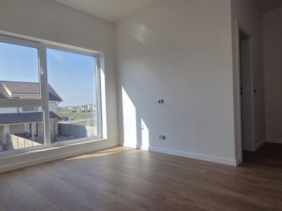 Duplex finisat complet la asfalt - zona Mosnita Noua imagine mica 4, foxfort.ro