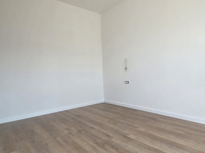 Duplex finisat complet la asfalt - zona Mosnita Noua imagine mica 5, foxfort.ro