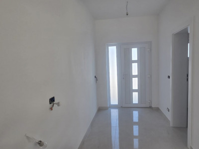 Duplex finisat complet la asfalt - zona Mosnita Noua imagine mica 16, foxfort.ro