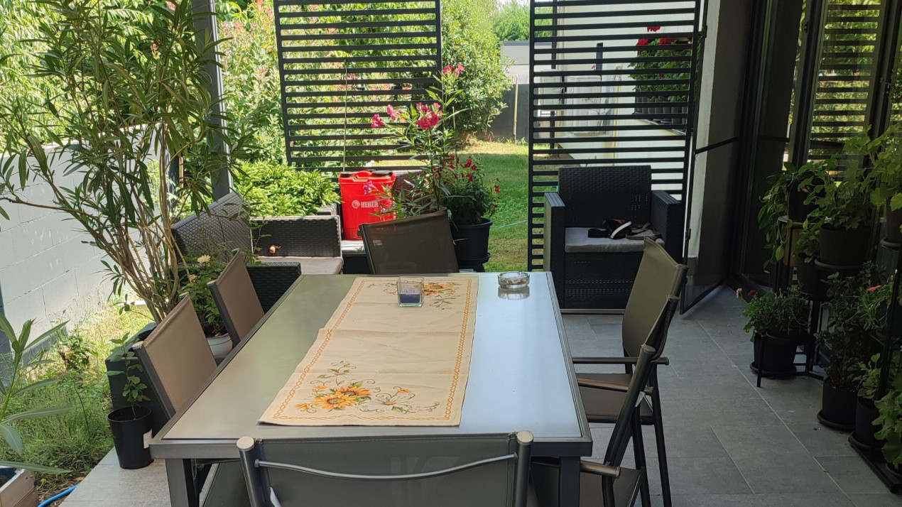 Casa individuala deosebita cu 6 camere in Ghiroda 3, foxfort.ro