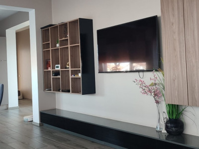 Casa individuala deosebita cu 6 camere in Ghiroda imagine mica 2, foxfort.ro