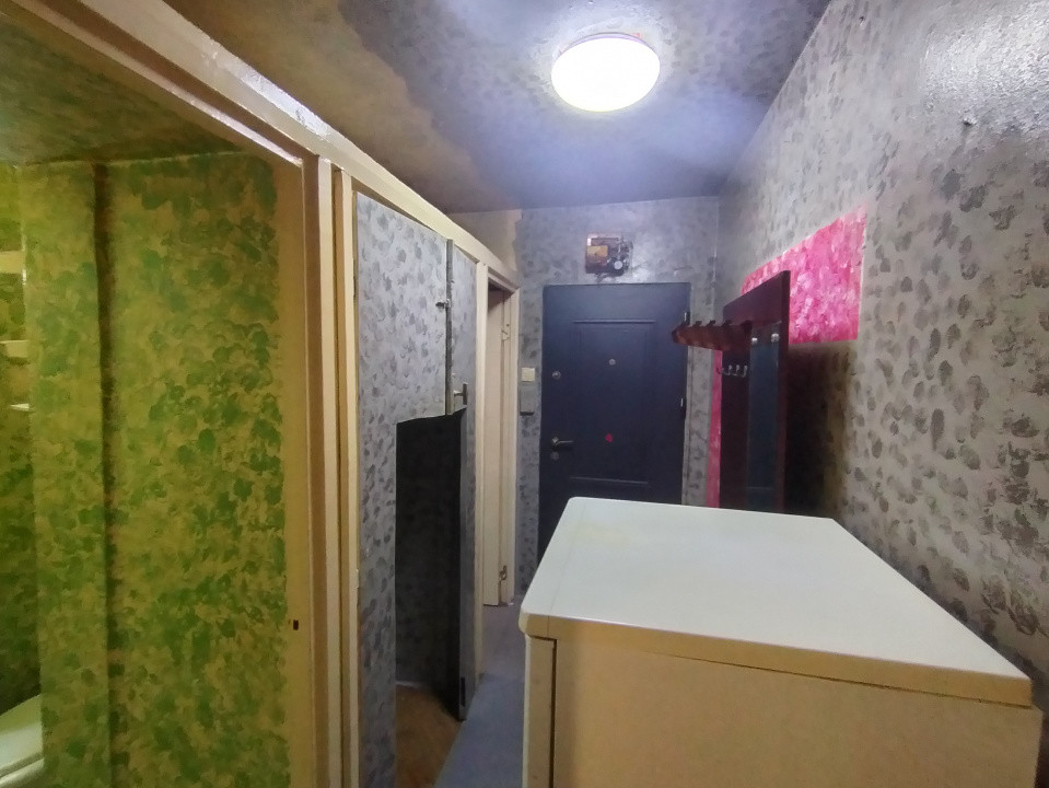 Apartament cu 3 camere de vanzare in zona Sagului 16, foxfort.ro