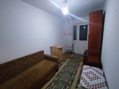 Apartament cu 3 camere de vanzare in zona Sagului imagine mica 3, foxfort.ro