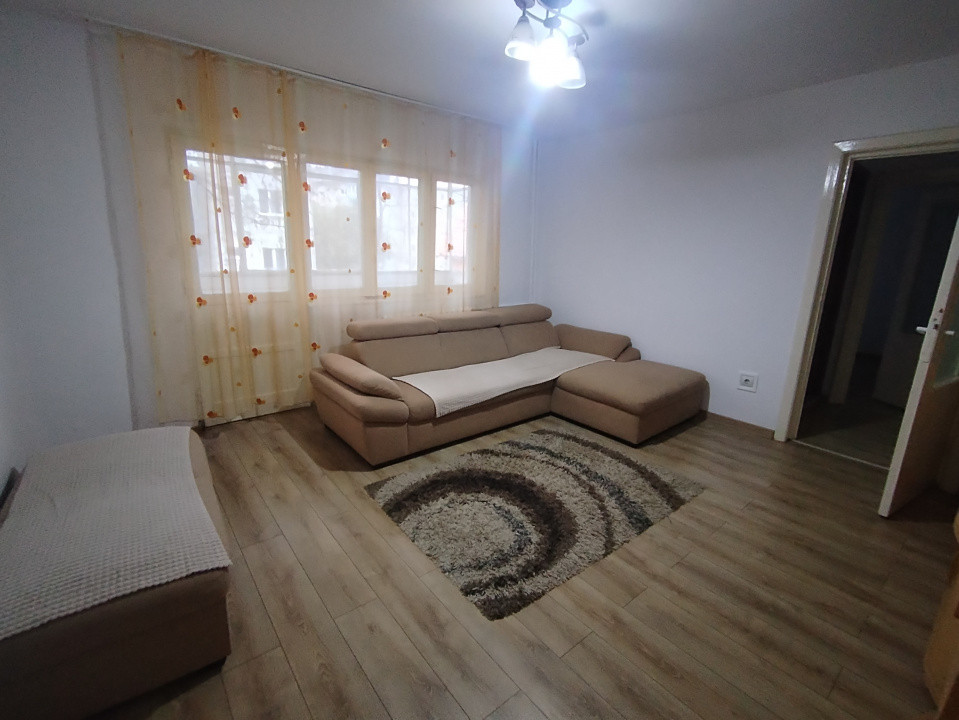 Apartament cu 2 camere de inchiriat in zona Girocului 1, foxfort.ro