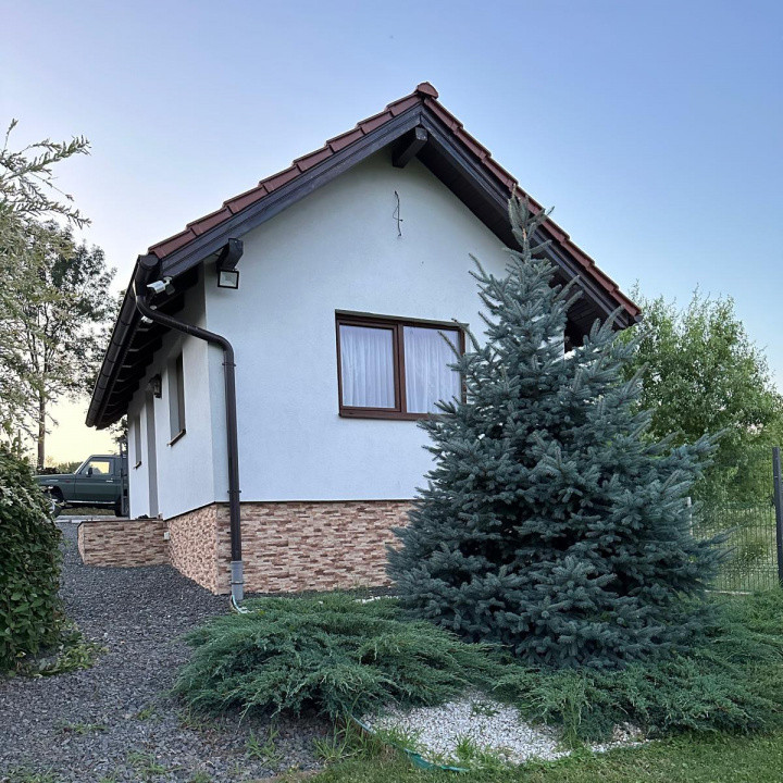 Casa de vacanta cu teren de 2344 mp - zona Nadas 4, foxfort.ro