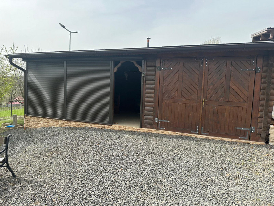 Casa de vacanta cu teren de 2344 mp - zona Nadas 6, foxfort.ro