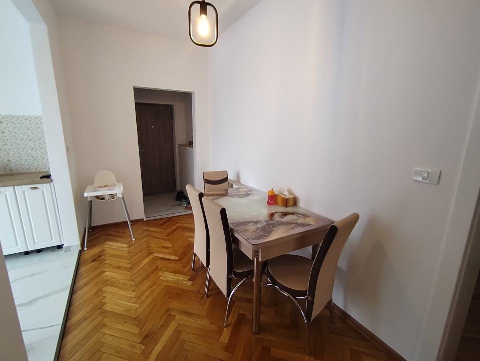 COMISION 0% Apartament cu 4 camere de vanzare, zona Sagului 10, foxfort.ro