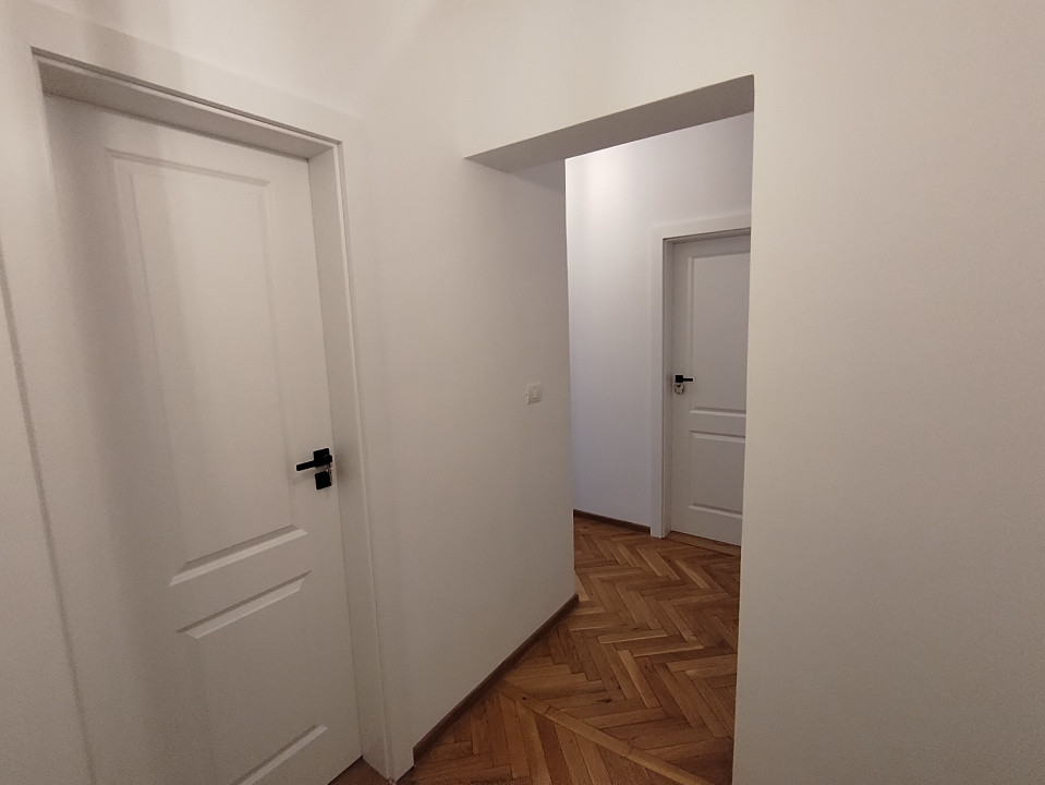 COMISION 0% Apartament cu 4 camere de vanzare, zona Sagului 26, foxfort.ro