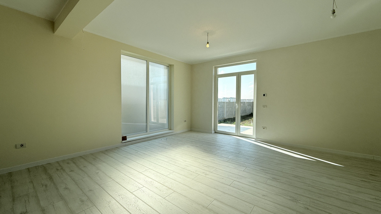 Duplex de vanzare, 4 camere - curent trifazic Giroc - ESO 3, foxfort.ro