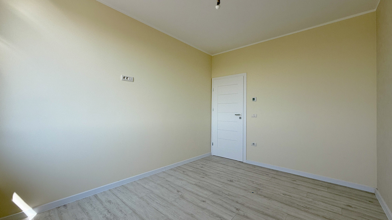 Duplex de vanzare, 4 camere - curent trifazic Giroc - ESO 10, foxfort.ro