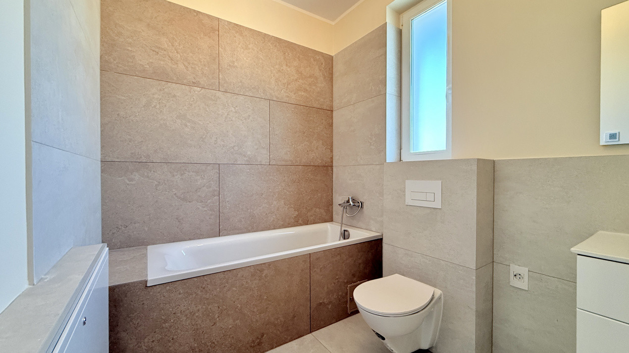 Duplex de vanzare, 4 camere - curent trifazic Giroc - ESO 14, foxfort.ro