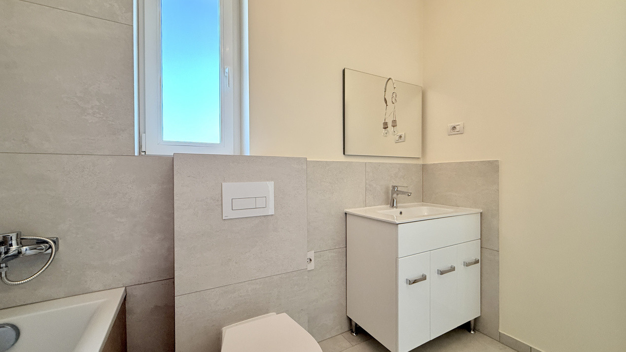 Duplex de vanzare, 4 camere - curent trifazic Giroc - ESO 16, foxfort.ro