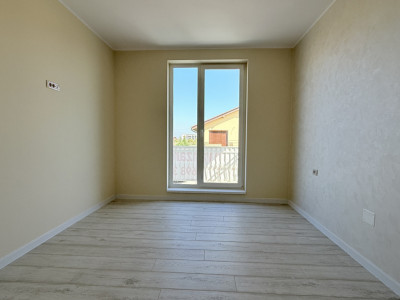 Duplex de vanzare, 4 camere - curent trifazic Giroc - ESO imagine mica 7, foxfort.ro