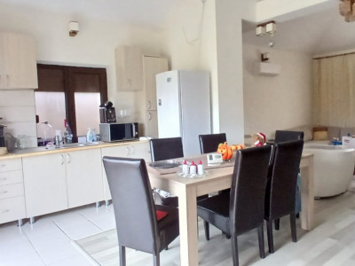 Casa deosebita in Sacalaz - vatra satului la 15 minute de Timisoara imagine mica 30, foxfort.ro