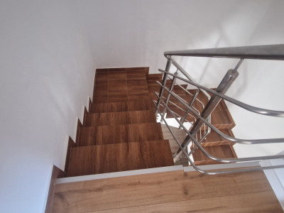 Duplex cu 5 camere, 336 mp teren, Mosnita Veche imagine mica 14, foxfort.ro