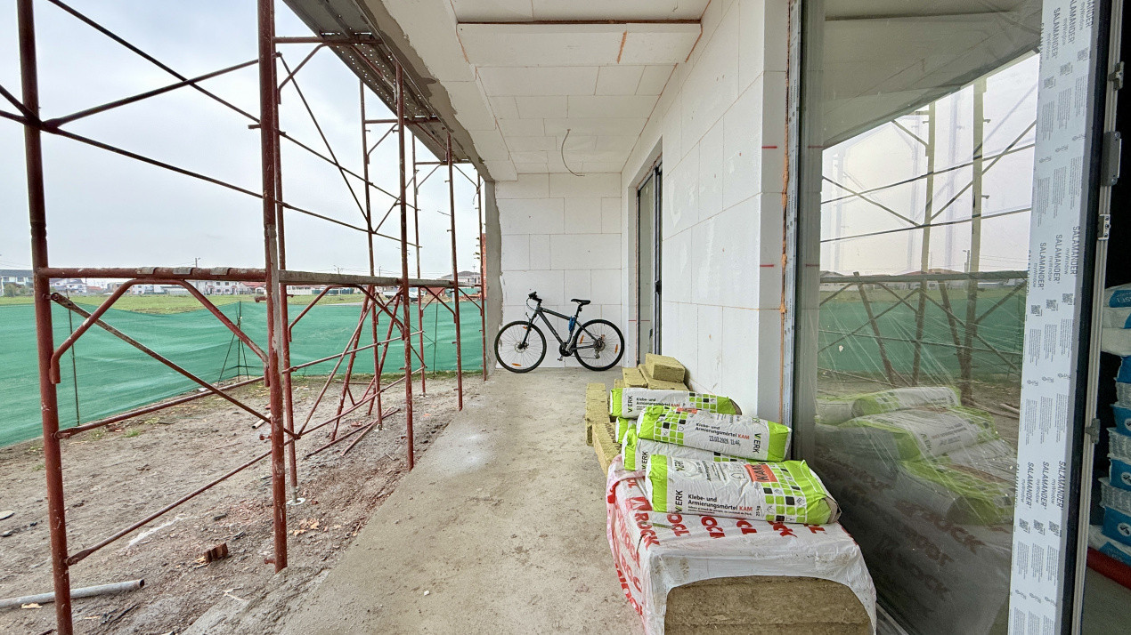 Apartament de vanzare, 2 camere + terasa de 11 mp, Drumul Boilor 9, foxfort.ro