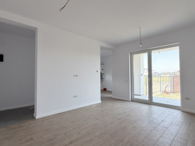Comision 0% Apartament de vanzare, 2 camere + terasa de 11 mp - Mosnita imagine mica 2, foxfort.ro
