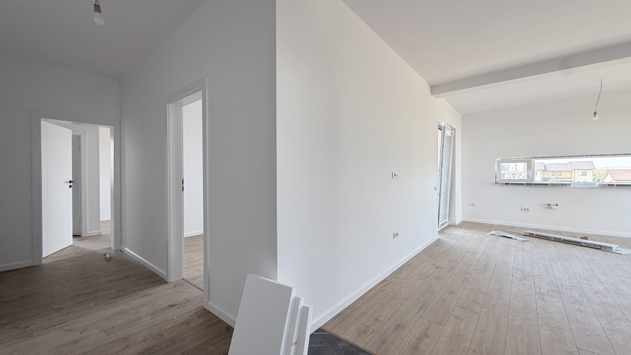 Comision 0% Apartament de vanzare, 3 camere + terasa de 15,62 mp Mosnita 3, foxfort.ro