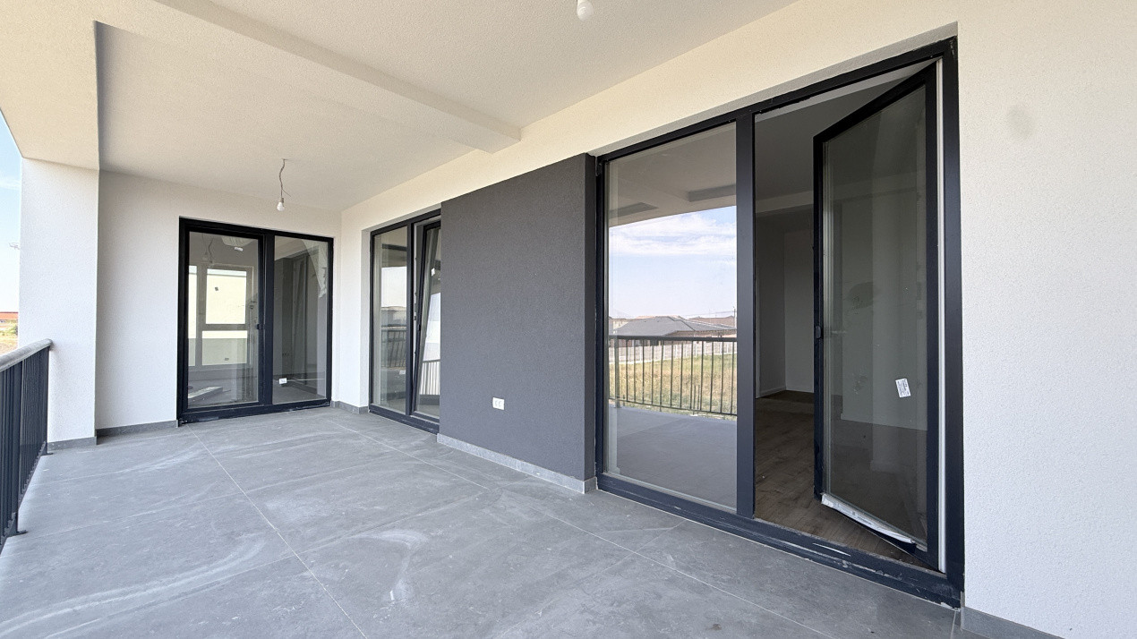 Comision 0% Apartament de vanzare, 3 camere + terasa de 15,62 mp Mosnita 8, foxfort.ro