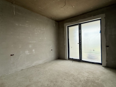 Apartament de vanzare cu 3 camere + gradina 260 mp, Drumul Boilor imagine mica 5, foxfort.ro