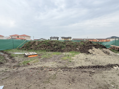 Apartament de vanzare cu 3 camere + gradina 260 mp, Drumul Boilor imagine mica 13, foxfort.ro