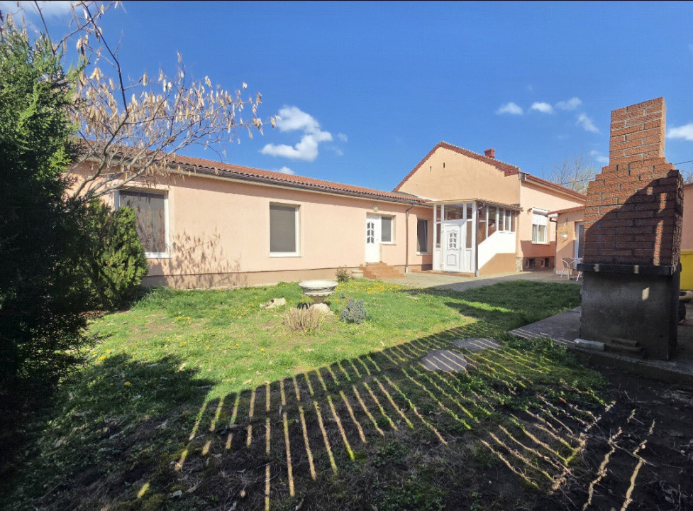 COMISION 0% - Casa 4 camere de vanzare | Parneava | Liniste Confort Spatiu Real  23, foxfort.ro