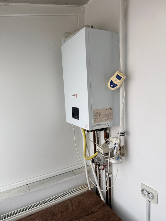 Apartament cu 2 camere , Zona Buziasului  , 5, foxfort.ro