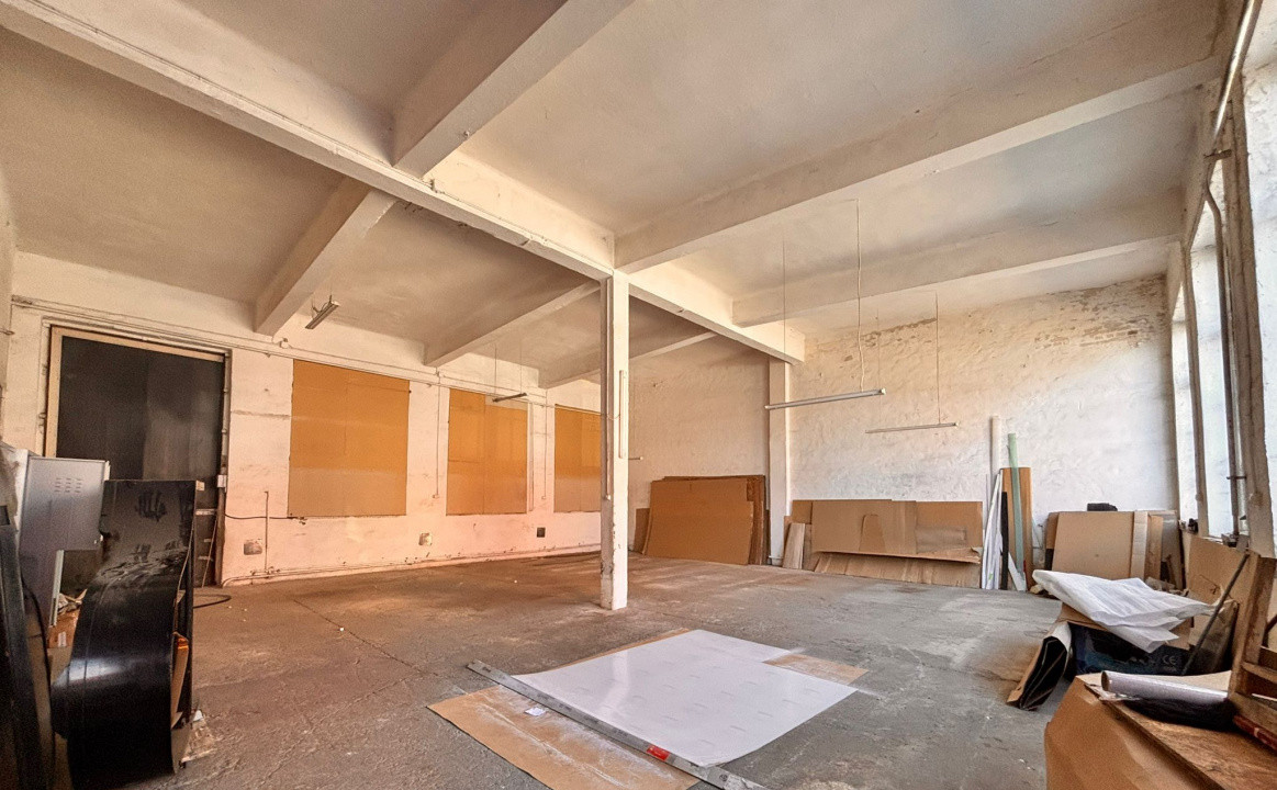 Spatiu industrial de 216 mp cu predare imediata - Gara de Nord 1, foxfort.ro