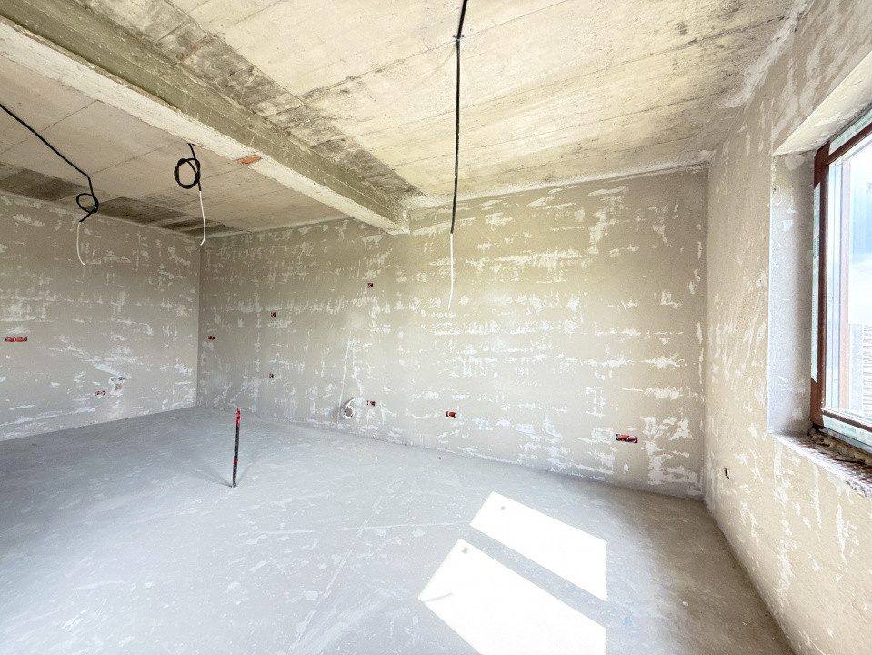 Casa cu 4 camere, interior la gri si exterior la rosu in Sacalaz 3, foxfort.ro