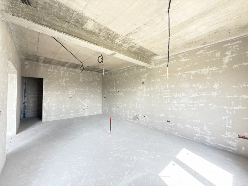 Casa cu 4 camere, interior la gri si exterior la rosu in Sacalaz 4, foxfort.ro