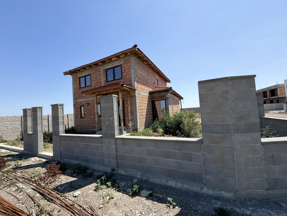 Casa 4 camere | 145 mp utili | 541 mp teren | Sacalaz 3, foxfort.ro