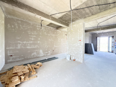 Casa cu 4 camere, interior la gri si exterior la rosu in Sacalaz imagine mica 7, foxfort.ro