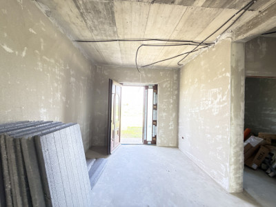 Casa cu 4 camere, interior la gri si exterior la rosu in Sacalaz imagine mica 11, foxfort.ro