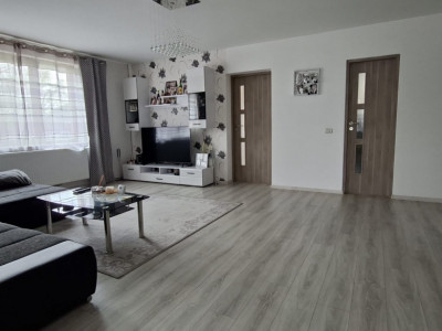 Casa individuala cu 3 camere moderna in Sanmihaiu Roman imagine mica 2, foxfort.ro