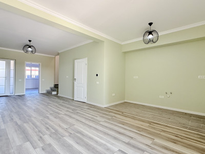 Casa de vanzare cu 4 camere cu toate utilitatile - Lidl Drumul Boilor imagine mica 3, foxfort.ro