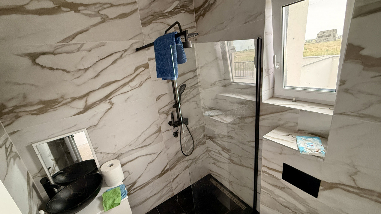 Duplex modern, predare la cheie, toate utilitatile - asfalt - Mosnita  13, foxfort.ro